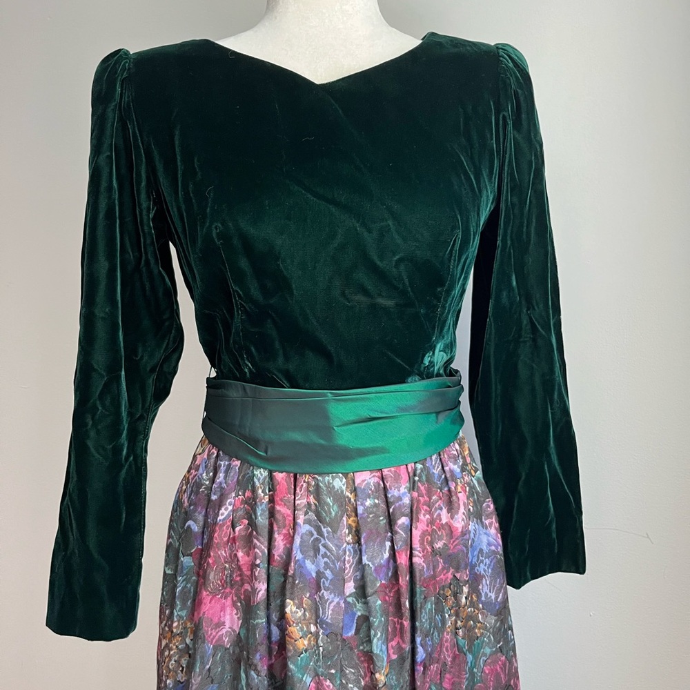 Vintage Velvet Dress 80’s sz S